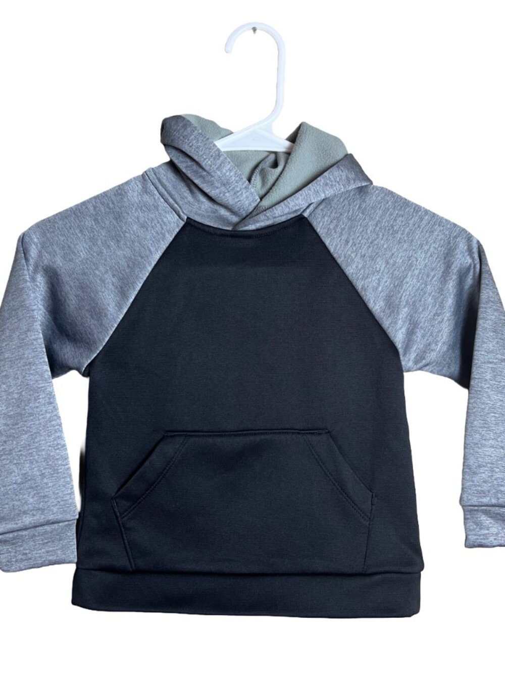 Roots & Threads Colorblock Hoodie Black Grey‎ 4T